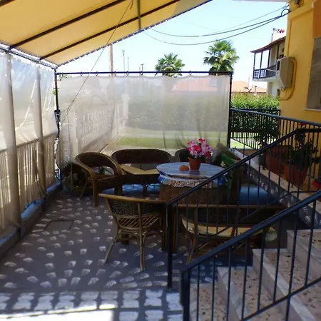 Leo's Appartement Modon