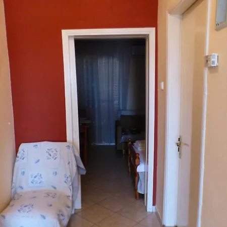 Appartement Leo's Modon