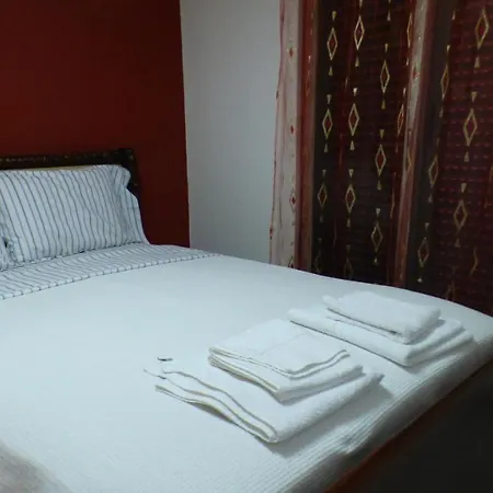 Appartement Leo's Modon